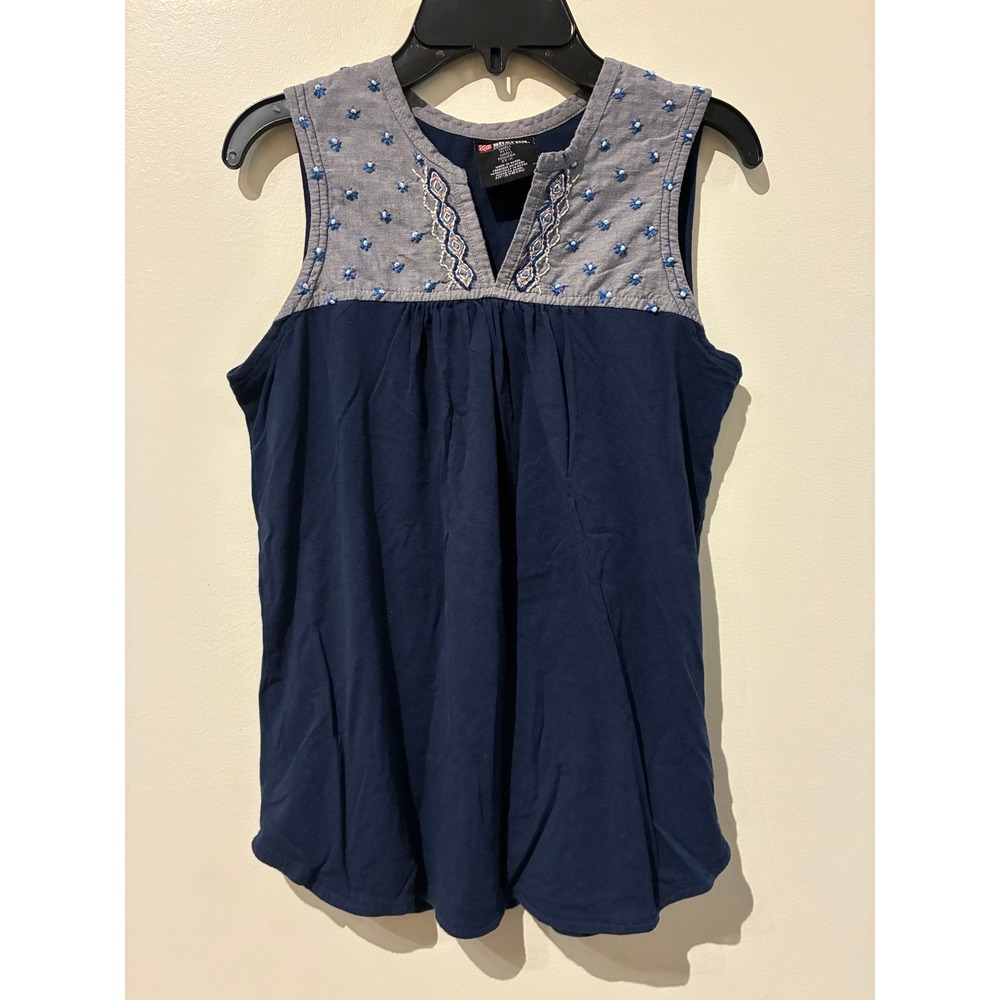 Sherpa Adventure Gear Womens Small Navy Blue Embroidered Sleeveless V-Neck Top